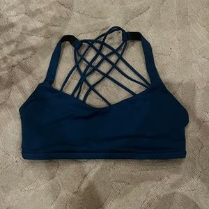 Lululemon sports bra size 8